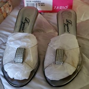 Dezario "Happy" clear princess shoes size 10